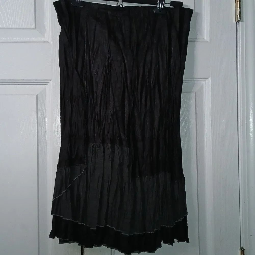 Alexandra Rosati  charcoal gray crinkle skirt Sz L NWOT